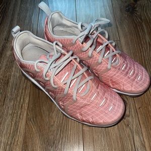 Pink Nike Vapor Max Plus